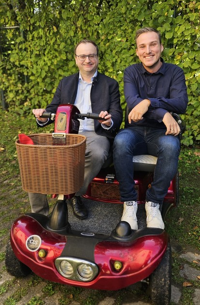 Foto (Stefanie Starke): (v. l.) MdL Stefan Meyer und Einrichtungsleiter Johannes Just.