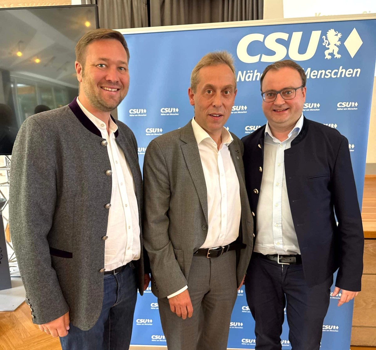 Foto (Abgeordnetenb�ro Passau): Die CSU-Abgeordneten � (v. l.) MdL Josef Heisl, MdB Hans Koller und MdL Stefan Meyer.