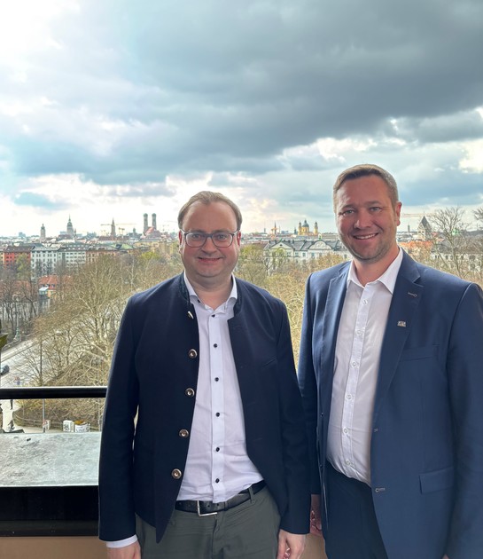 (v. l.) MdL Stefan Meyer und MdL Josef Heisl