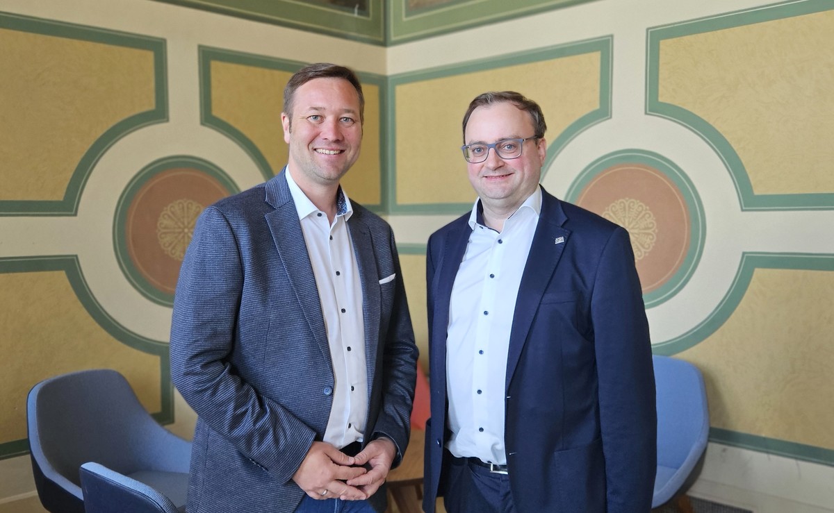 Foto (Abgeordnetenb�ro Passau): (v. l.) MdL Josef Heisl und MdL Stefan Meyer.